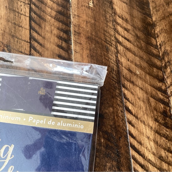 me & my BIG ideas Create 365 The Happy Planner Big Snap in Cover, Hard Navy - Picture 3 of 5